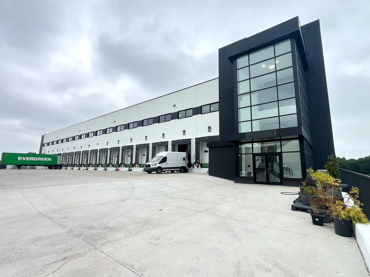 Warehouse Roofing in Staten Island, NY